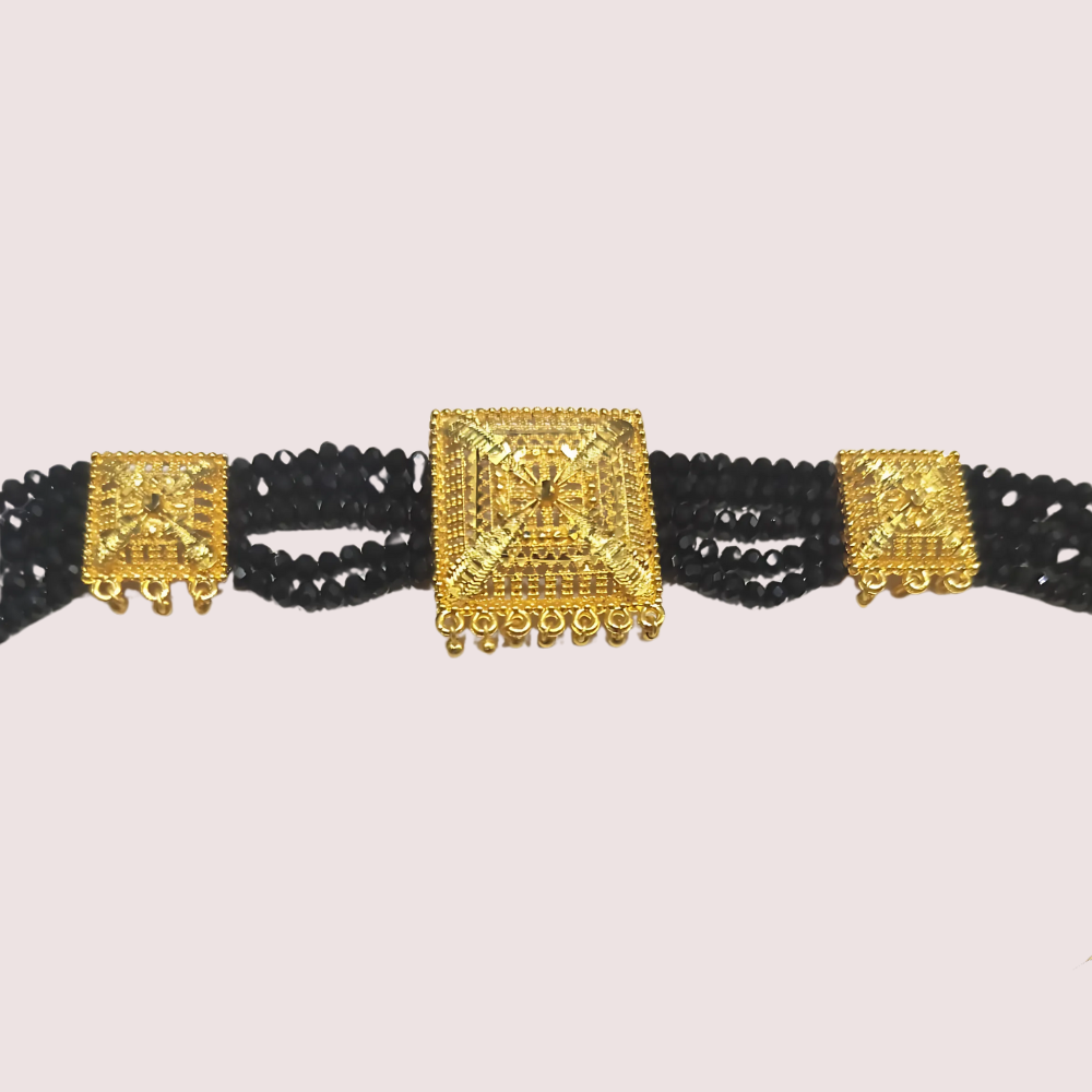 Traditional Gold-Plated Black Beaded Necklace with Square Pendant Design